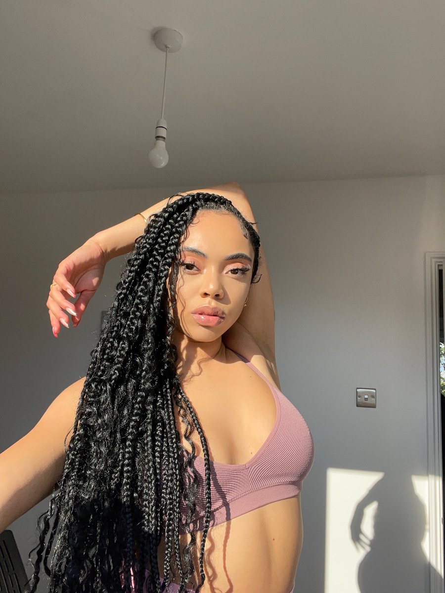 BurnitonStoneb's tweet image. Hello @jaz_karis How Was Your Day? Text Me Bby 🥰 #InControl 💞