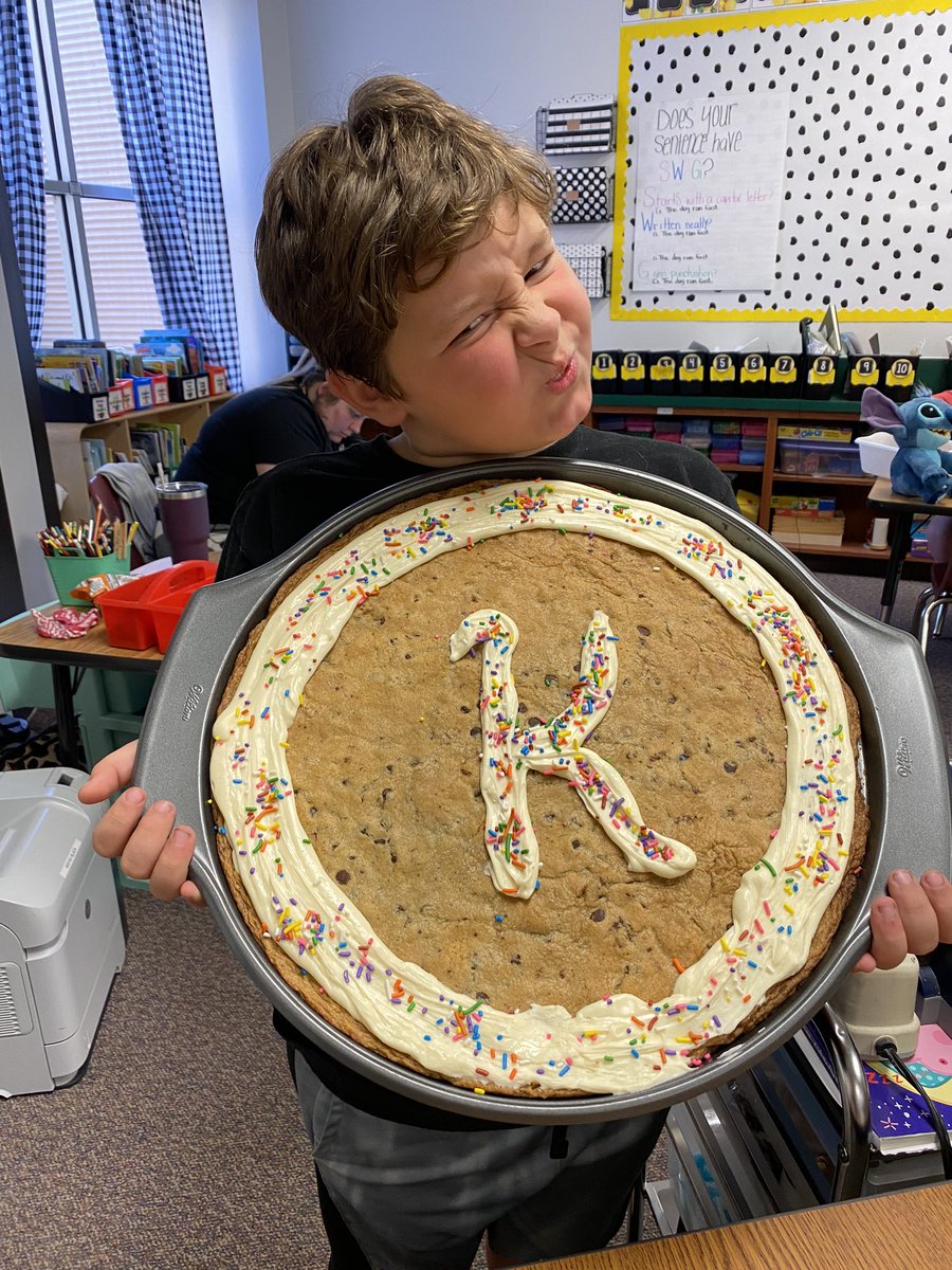 mshamiltonGISD's tweet photo. When you work extra, extra hard to have Ms. Hamilton make you a cookie cake for your birthday!!! We love celebrating achievements in our room! https://t.co/SEDt6IIYLj