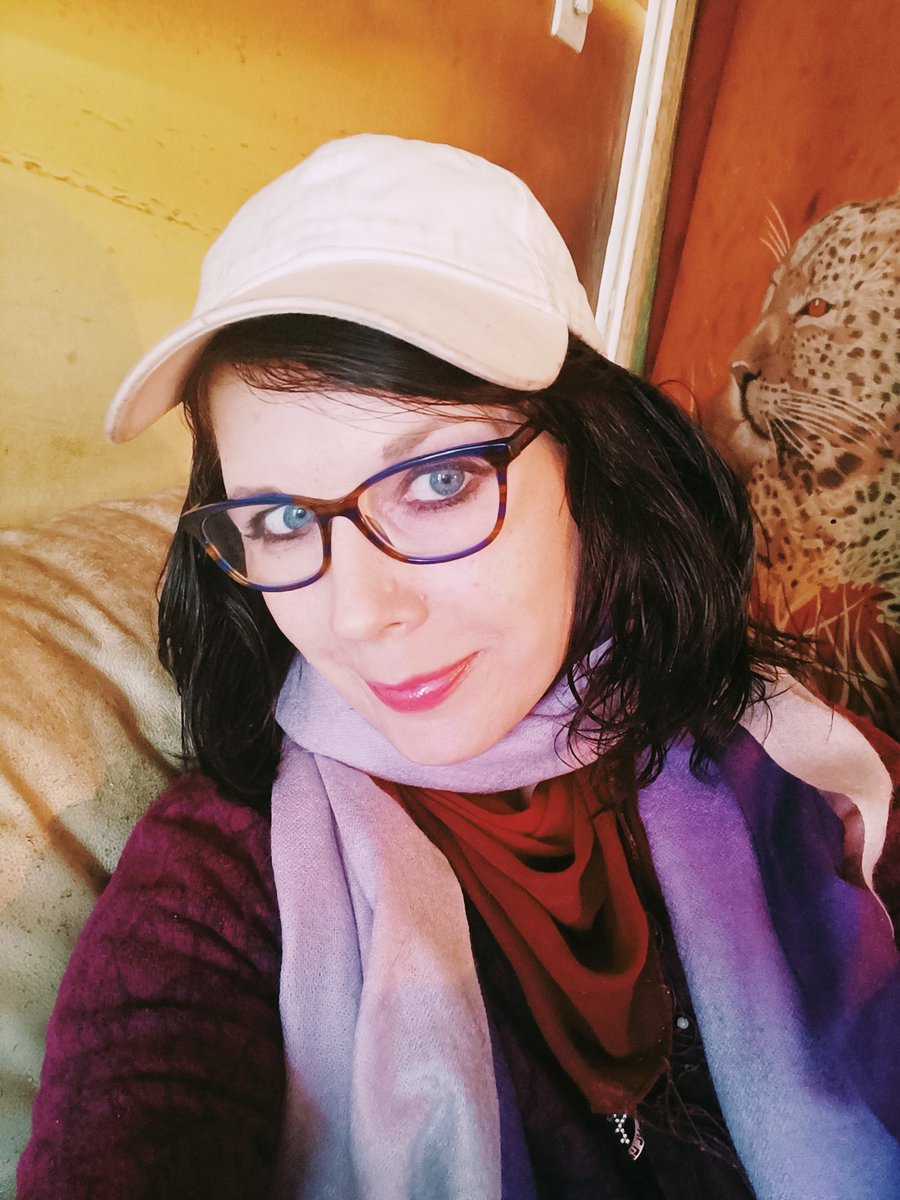 lorraine_warde's tweet photo. #forrestfilter wearing my #newreadingglasses from @VisionExpress #castlequarter in #norwich #eyetest #monthlypaymentplan https://t.co/lY62w1OZIk