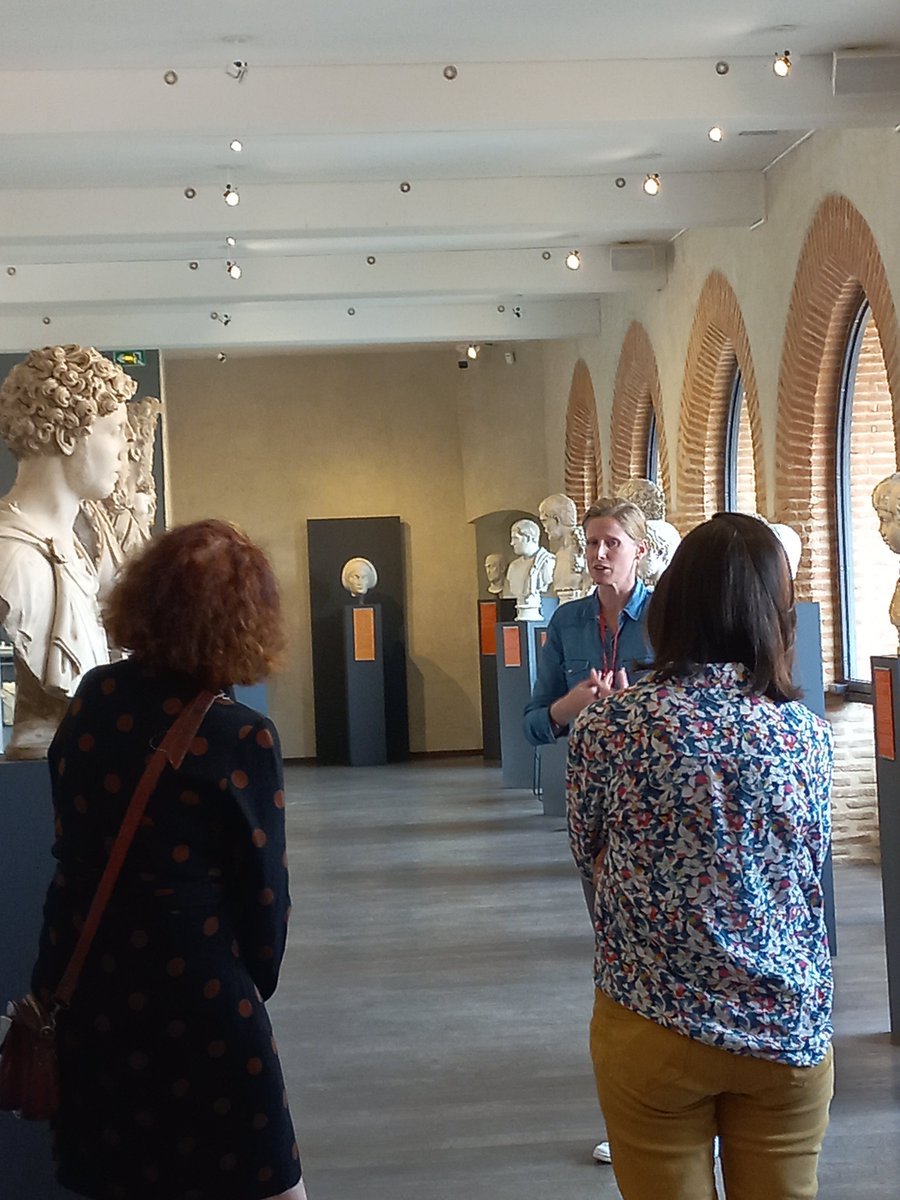 Emilie Balavoine (@balavoineemilie) on Twitter photo Visite réservée aux enseignants du second degré ce soir au <a href="/MSR_Tlse/">Musée Saint-Raymond</a> ! De beaux projets en vue ! Merci <a href="/BarthetLaure/">Laure Barthet</a>
<a href="/DAACToulouse/">DAAC Toulouse</a> <a href="/LCA_Ac_Toulouse/">LCA académie Toulouse</a> @LyceeOzenne <a href="/JeanMoulin31/">Collège Jean Moulin - Toulouse</a> et de nombreux autres établissements ! Visite réservée aux enseignants du second degré ce soir au <a href="/MSR_Tlse/">Musée Saint-Raymond</a> ! De beaux projets en vue ! Merci <a href="/BarthetLaure/">Laure Barthet</a>
<a href="/DAACToulouse/">DAAC Toulouse</a> <a href="/LCA_Ac_Toulouse/">LCA académie Toulouse</a> @LyceeOzenne <a href="/JeanMoulin31/">Collège Jean Moulin - Toulouse</a> et de nombreux autres établissements !