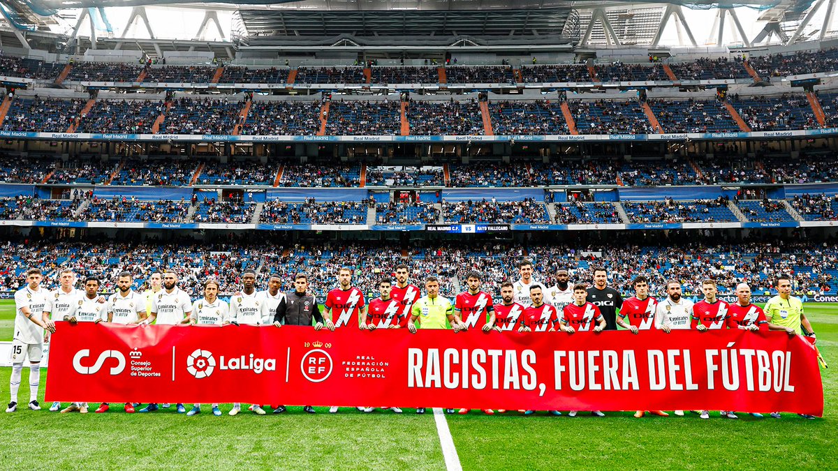 ⚪⚪ 🤝 🔴 ⚪