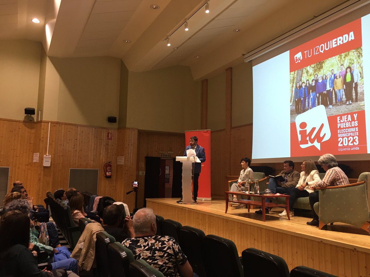 iu_aragon's tweet photo. 🔛Hoy @iuejeaypueblos celebra su acto central mirando al futuro con valentía, con #ProgramaProgramaPrograma y una candidatura encabezada por Marta Ruiz: “nuestro mayor propósito es trabajar para la gente”. https://t.co/myH1x951t0