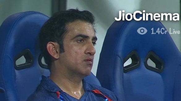 itsKrAditya's tweet photo. How the karma hit back , Virat is a hero king so do not compare #mumbaiindian #LSGvsMI #Eliminator #naveenulhaq https://t.co/rS1yX1Z8vu