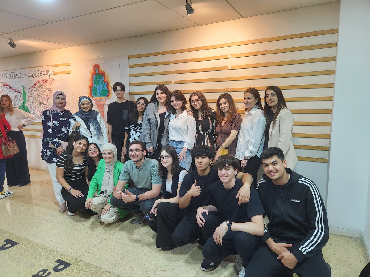 <a href="/Hhhsinfo/">Houssam Hariri HS</a> IBDP1 learners celebrating their mural at #IBFestivalofhope . Big thank you to <a href="/HibaBayoumi/">Hiba Bayoumi</a> our #CAS coordinator for the support and for the follow up <a href="/dina_jradi/">Dina Jradi</a> <a href="/ea_rania/">Rania El Abbassi</a> <a href="/DidiSaleh10/">Diana Saleh</a>