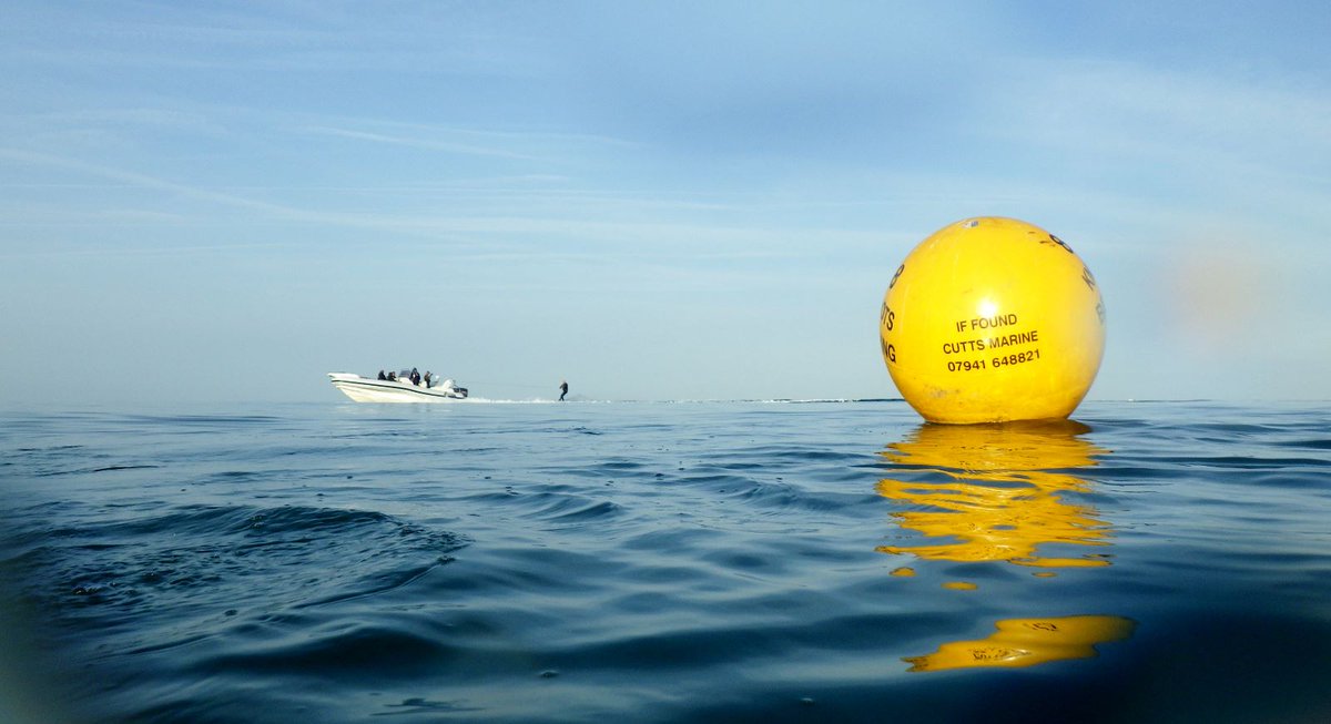 Ravilious's tweet photo. Two buoys, one swims @stwilfridstweet https://t.co/QUpA0cLlG4 @purplepuffin #seaford #seaswimming #coldwater #dryrobeterritory #WednesdayMotivation #wildswimming #sussex https://t.co/WugNeVNEnF
