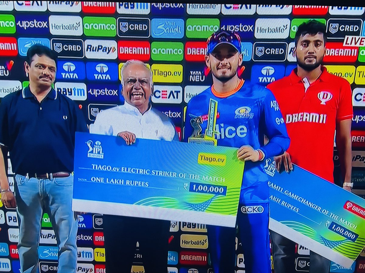 Yov military nee enga ya inge . The legendary Pyramid Natarajan

Harsha Boghle : The person giving the award seems very happy than the one receiving 😂 

#pyramidnatarajan #anbuden #MIvsLSG #playoffs