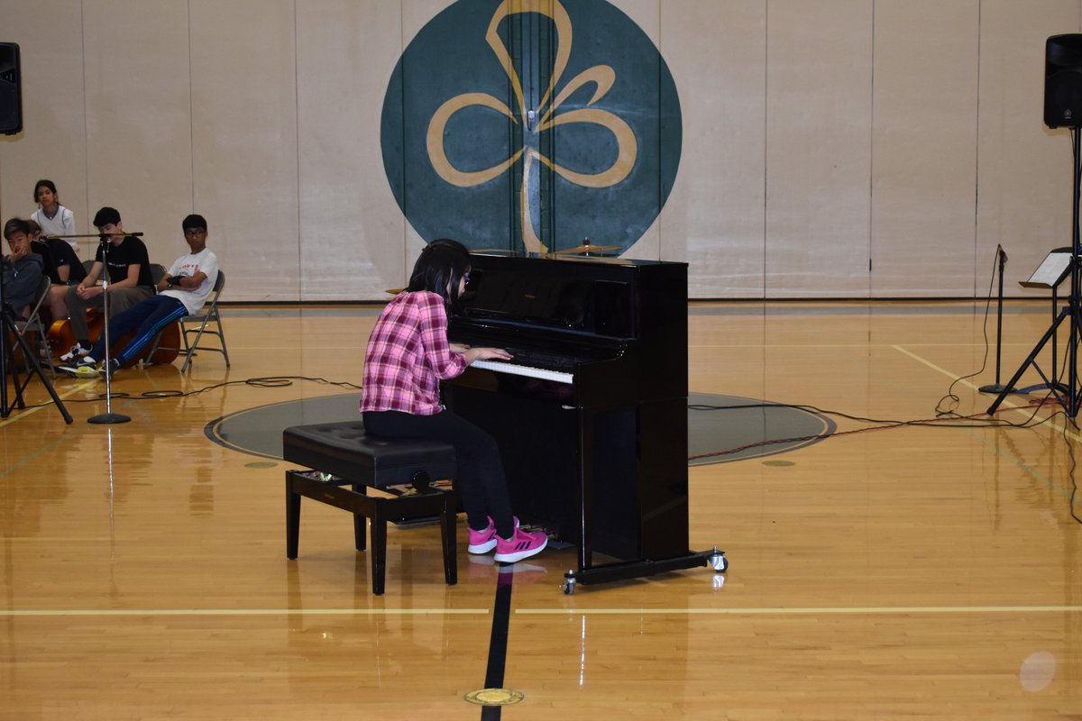 KarrerMS's tweet photo. All of the talent couldn't fit in just four photos! (2/3) https://t.co/bbxX4E0NZn