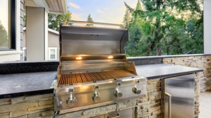 PlutusMarble's tweet photo. @RAHomes LOVE a good grilling station. Perfect for gathering and another great spot to utilize some natural stone! #KBtribechat #UseNaturalStone https://t.co/xKihmhU7uY