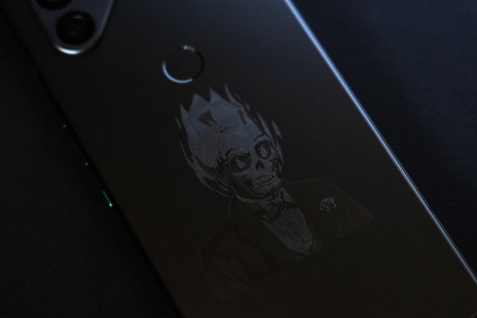 Saga Phone engraving 📱