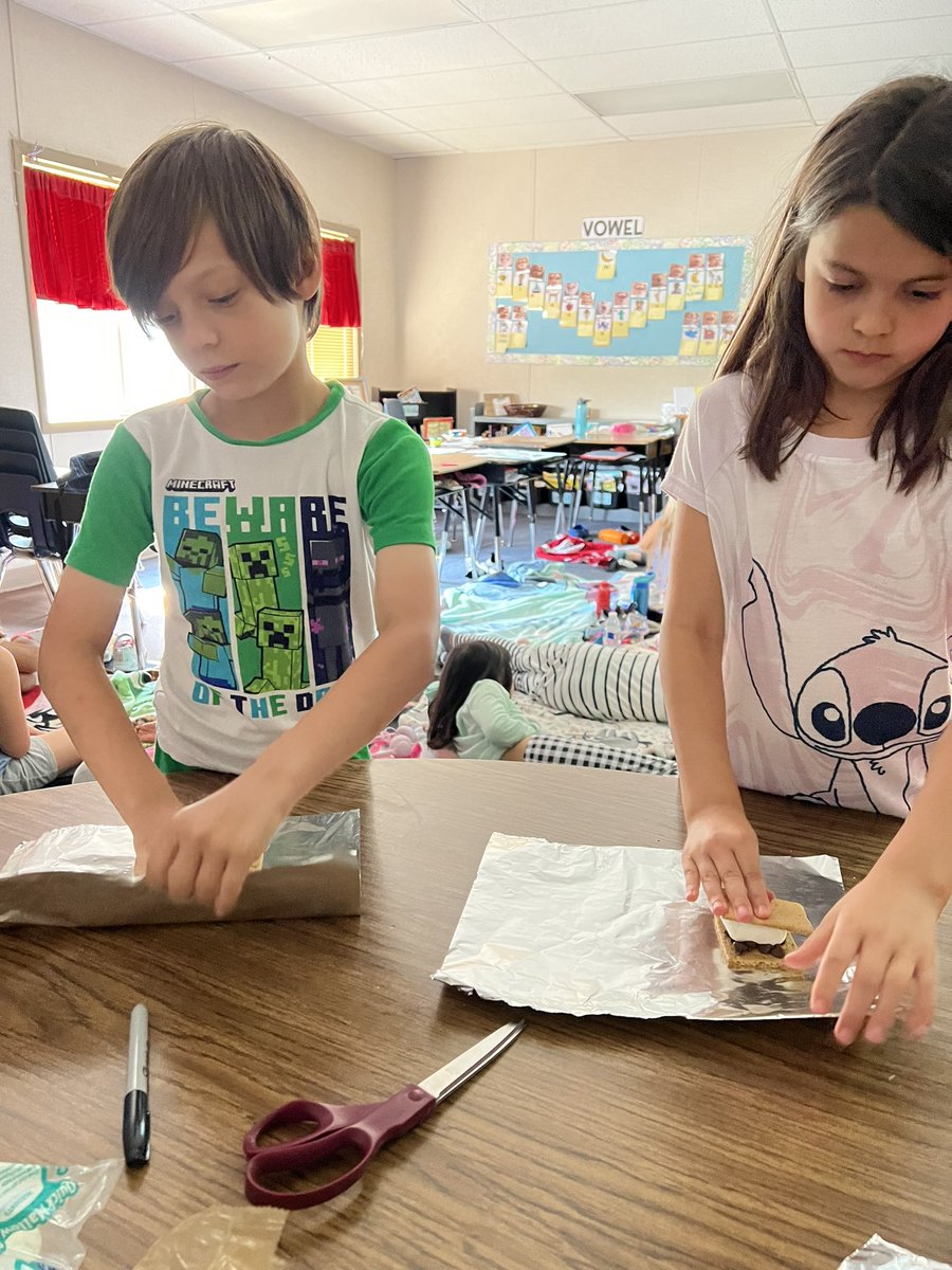 Mrs. Thomas's Tweets tweet media