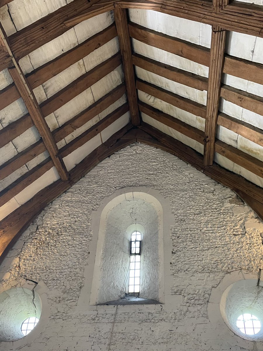 It was hanging day today ! 

Opens on 25th May and runs until 28th May, in a 900 year old chapel. 
I am one of 12 women artists taking part in the exhibition through @artcanorg and with support from @womeninartprize_  

#Cambridge #exhibition #artcommunity #artists #womenartists