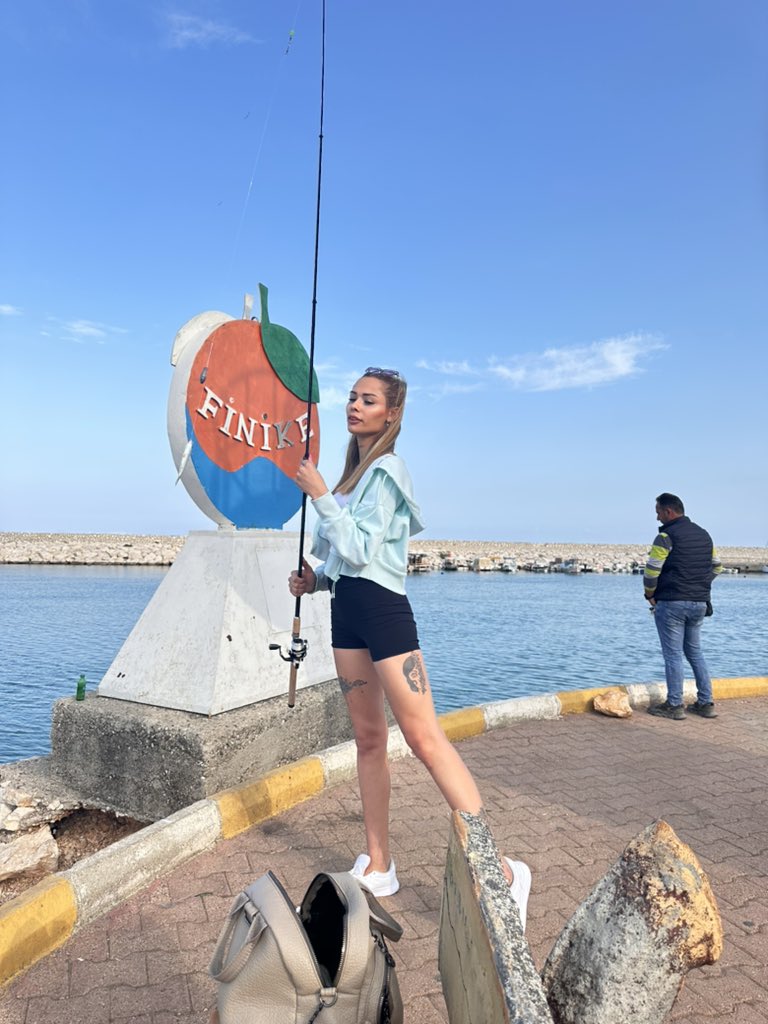 Hadi rast gele finike prensesi balık tutuyor ama pantolon balığını severim 
#finikeescort