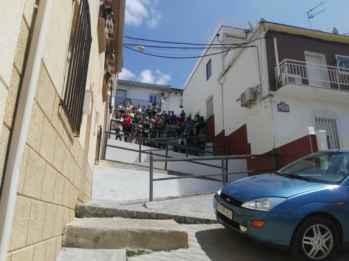 SAFAAlcala's tweet image. 📣 CONVIVENCIAS 4° ESO #Tutoría #4Cs #EnSecundariaSAFA‼️
👇👇👇
Han celebrado sus convivencias junto a sus tutores y pastoralistas 
⤵️⤵️⤵️
#Reflexión #DinámicasGrupales #Interioridad

#GenteEsperanzada ❤️ #AtréveteADescubrir
#YoSAFAAlcalaLaReal 👧👦
@fundacionsafa @educsi 😍