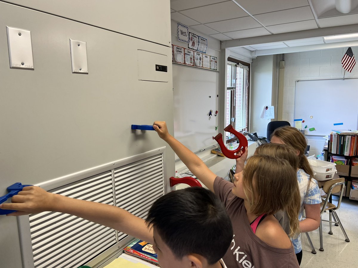 Angie Levato (@levato_angie) on Twitter photo Planes, trains, and automobiles, oh my! What a fun afternoon with Hightouch Hightech
@HTHTCHU <a href="/D23Ross/">Betsy Ross School</a> #proud2BD23 Planes, trains, and automobiles, oh my! What a fun afternoon with Hightouch Hightech
@HTHTCHU <a href="/D23Ross/">Betsy Ross School</a> #proud2BD23