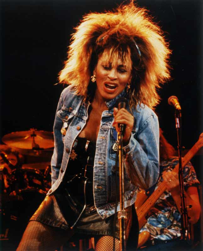 DAVIDCARROLL3's tweet photo. #RIPTinaTurner. #SimplyTheBest  She performed twice at UTC Arena in Chattanooga. 11/9/85 and 10/30/87. Her 1985 "Private Dancer" show was the best live performance I ever witnessed. Nonstop energy, and genuine appreciation for her fans. Now she's the biggest star among the stars. https://t.co/9VjlxBhyzA