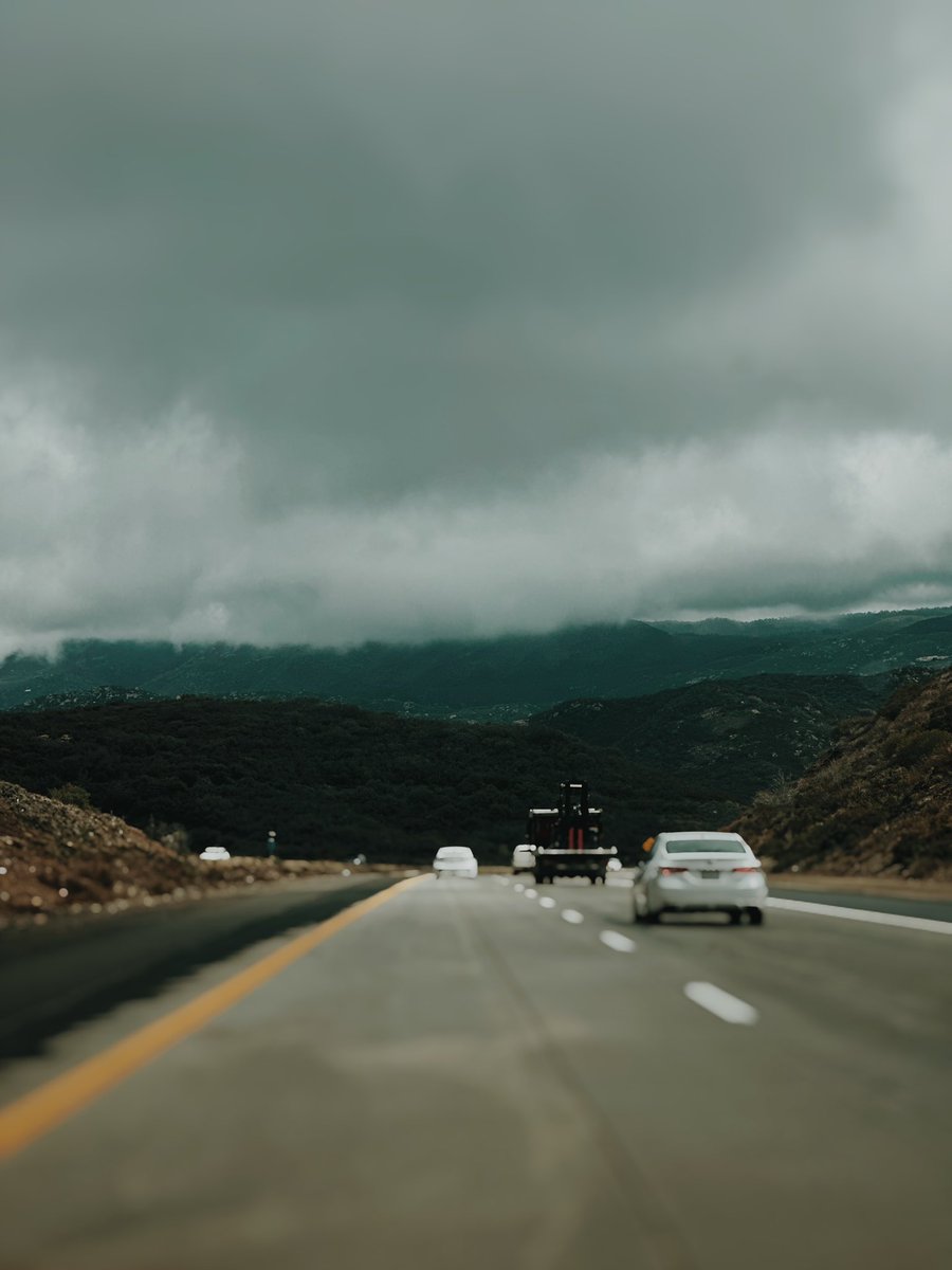jays_stills's tweet photo. there’s beauty in the cloudy days 

#vsco #vscofilter #photo #photograghy #photographer #photooftheday #art #landscape #travel https://t.co/85hDxlTptx