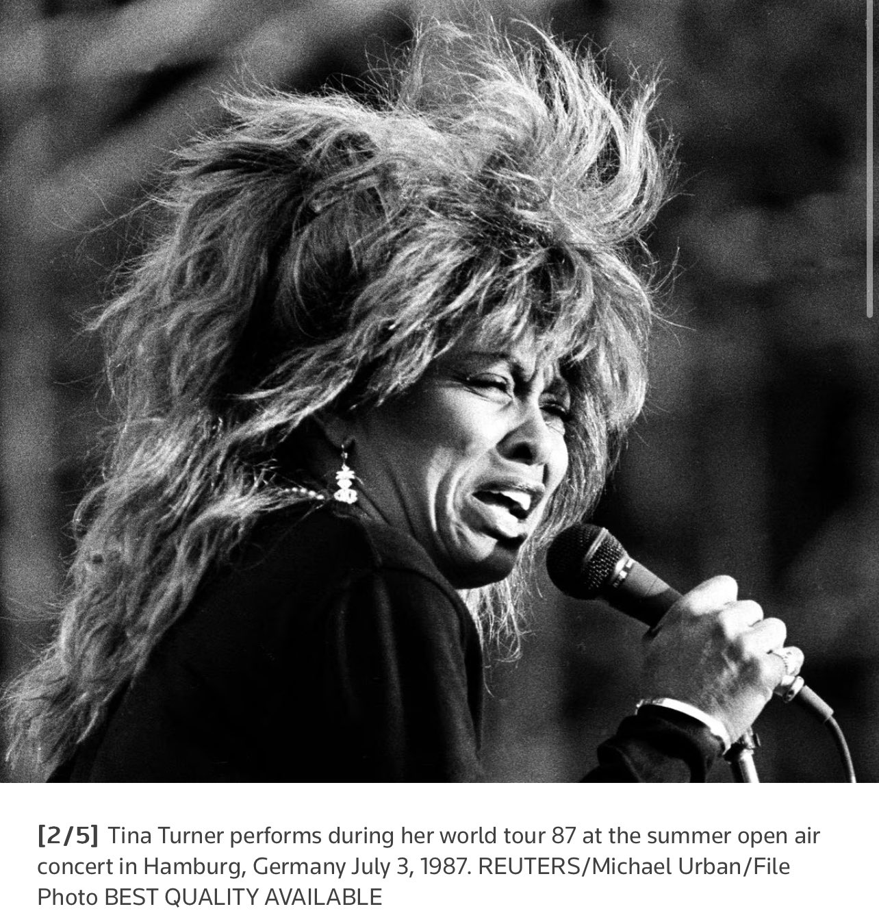 Brian Allen On Twitter With Her The World Loses A Music Legend And brian-allen-on-twitter-with-her-the-world-loses-a-music-legend-and