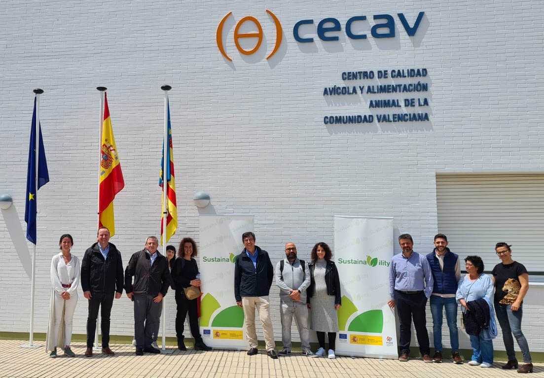 sustainavility's tweet photo. La colaboración es clave para mejorar nuestro sector, por eso los integrantes del grupo Operativo Artemis hemos asistido a un interesante y productivo encuentro en las instalaciones de #CECAV para avanzar en los retos en materia de #sostenibilidad, razón de ser de #SustainAVIlity https://t.co/i1kmTGSQ2s