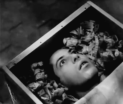 Eva Arriaga Durán on Twitter: "🎥 'Vampyr' (Carl Theodor Dreyer, 1932)."