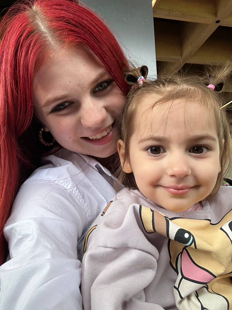 pr_natalie's tweet photo. 4:19                             4:20 https://t.co/jst0tBmr2Q