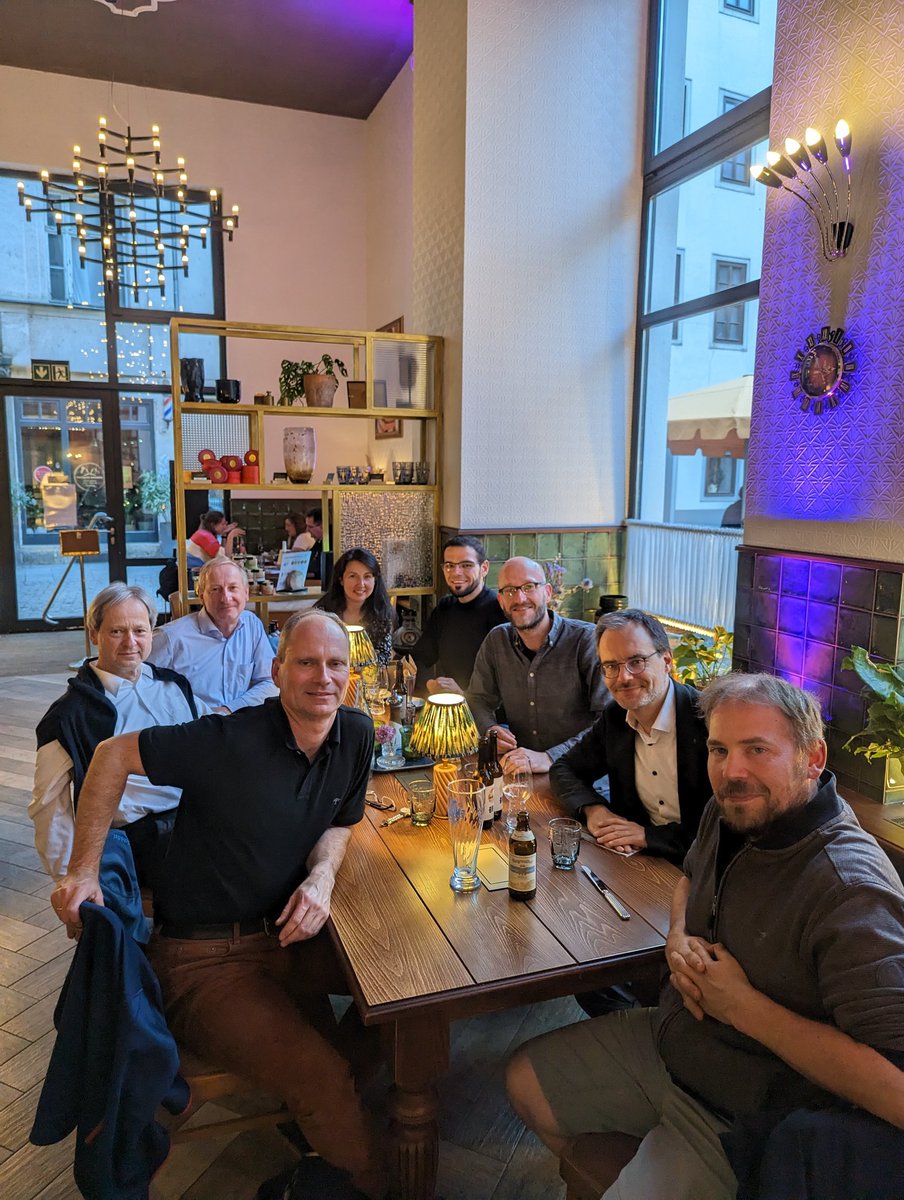 VilotijevicLab's tweet photo. @UniJena is where the party is! Thanks for visiting us Axel @TeamJacobivW and giving an enlightening (pun intended) talk in our chemical colloquia series. https://t.co/2C2KhQihuu
