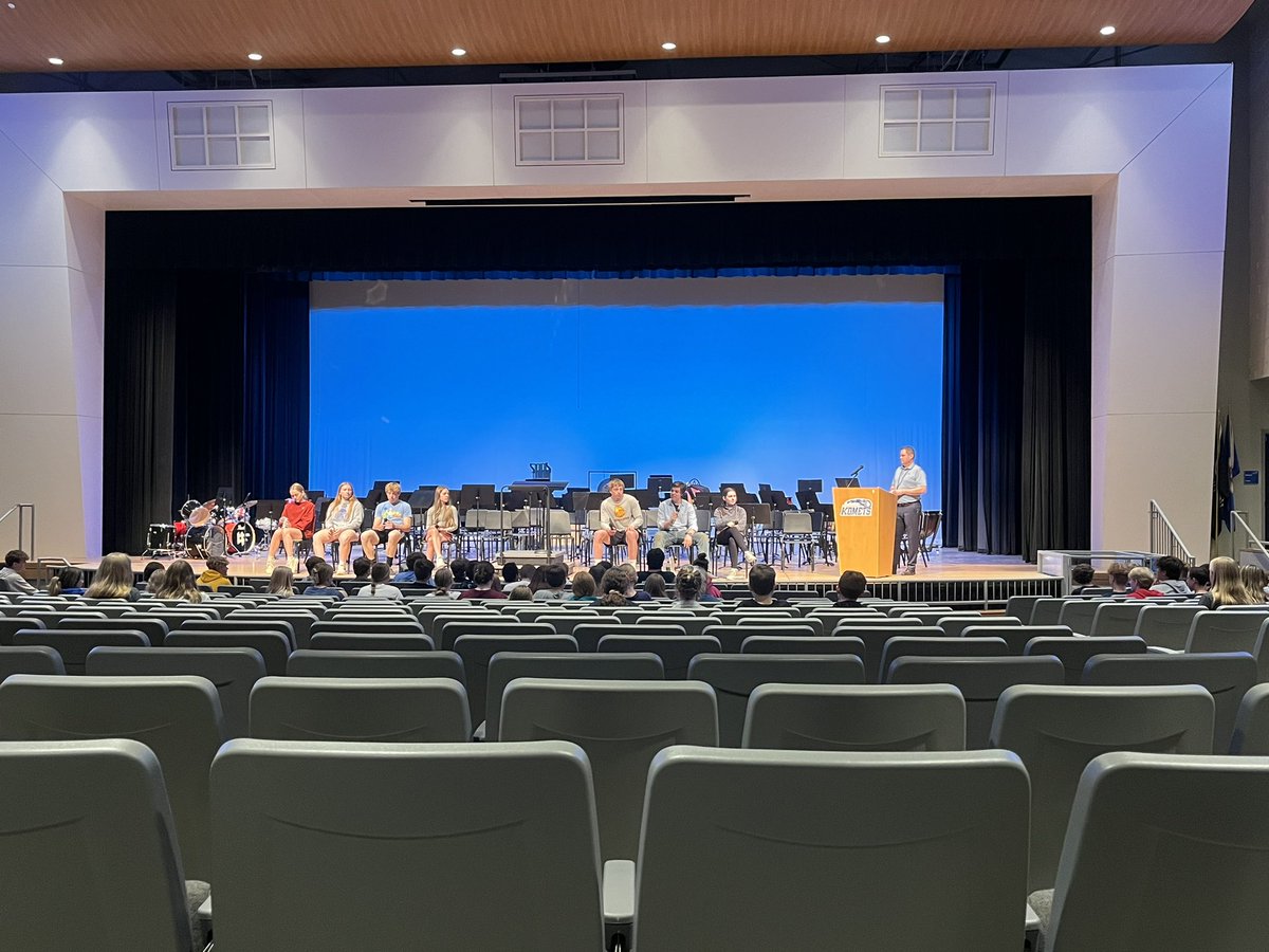 KMHS Counseling Office (@kmhsguidance) on Twitter photo We are excited to have <a href="/KMMS_Larsen/">K-M Middle School</a> 8th graders at the high school for “move up” day where the class of 2027 get to tour the building and hear from upperclassmen. We look forward to having you join the <a href="/KMKometsHS/">KassonMantorville HS</a> student body this coming fall! We are excited to have <a href="/KMMS_Larsen/">K-M Middle School</a> 8th graders at the high school for “move up” day where the class of 2027 get to tour the building and hear from upperclassmen. We look forward to having you join the <a href="/KMKometsHS/">KassonMantorville HS</a> student body this coming fall!