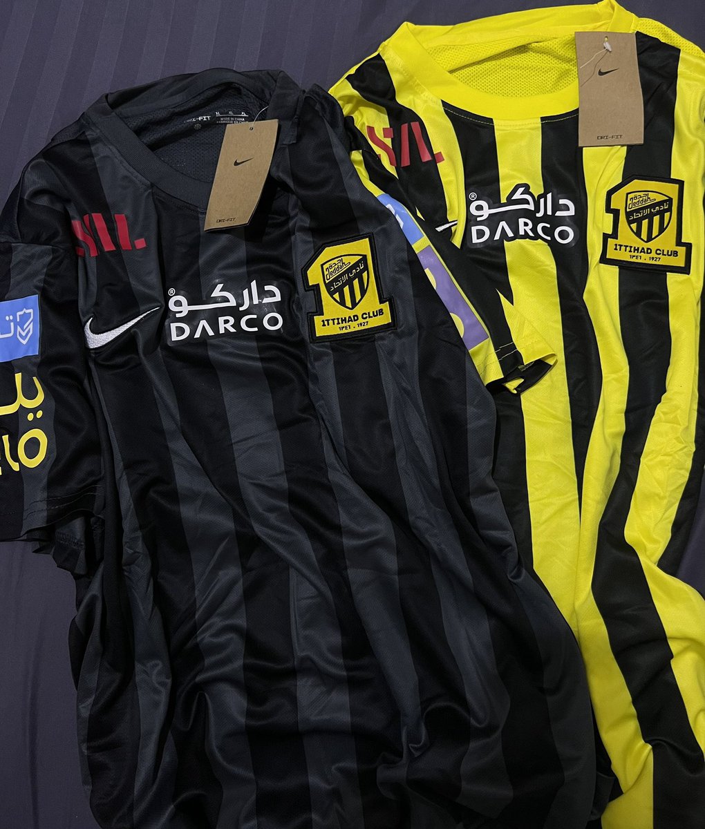 الف مبروك جمهور الذهب ولانكم تستاهلون💛
(( سحب ))
على عدد 2 اطقم لنادي #الاتحاد المتصدر 💛🖤 

الشروط : 
- ريتويت لهذه التغريدة ولايك والسحب حيكون منها 
- متابعة حسابنا وحساب @faisalmov   

🚨🚨
السحب (عشوائي) وراح يكون يكون السبت 27مايو 5م 🔥 

  #الفيحاء_الاتحاد