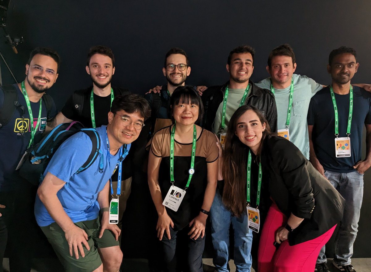 More #ML #GDE photos! We are from Korea, Brazil, Australia, the U.S. and all around the world! <a href="/GoogleDevExpert/">@GoogleDevExpert</a> #googleioconnect Miami