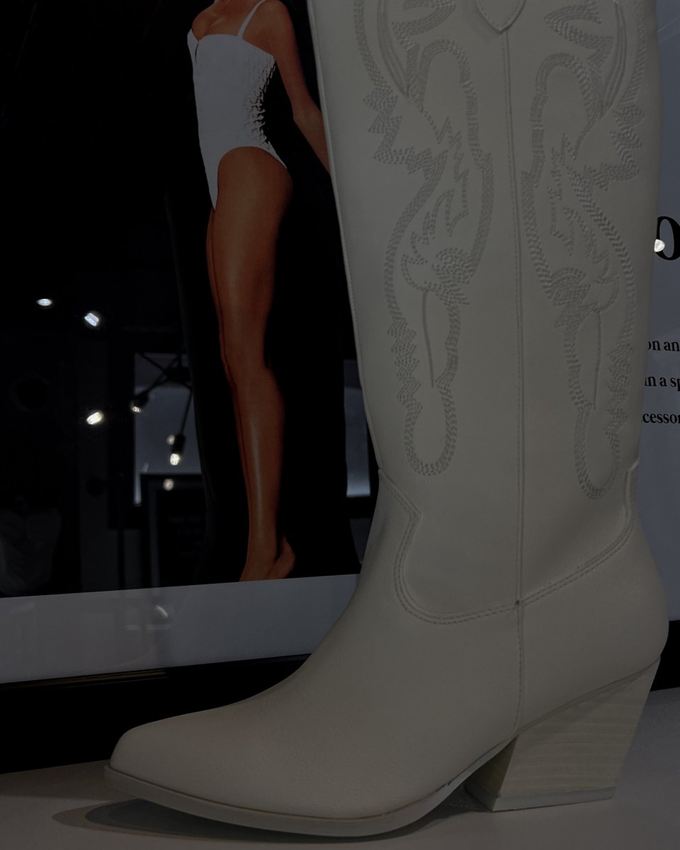 Never leaving our cowboy boots era🤝 Our Billini Zeina Boot always slays💫