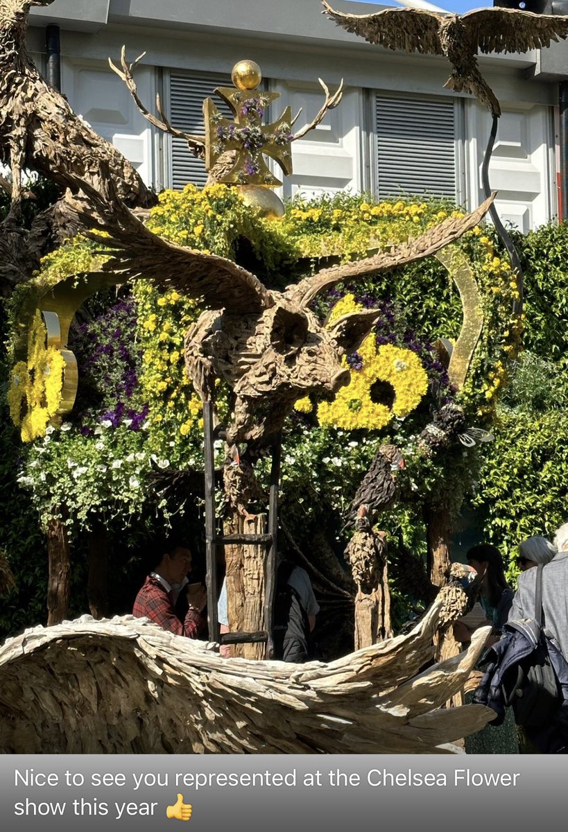 Thanks Capt Collyer for sending us this fab pic from @The_RHS Chelsea Flower Show this year…

“Nice to see you represented at the Chelsea Flower show this year 👍” 

#flyingpig #chelseaflowershow #learntofly #WhereAreWeWednesday