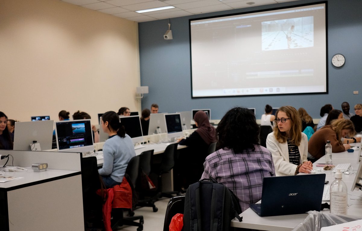 Les ateliers du <a href="/ChapitreSL/">ChapitreSaintLaurent</a> se poursuivent en après-midi avec une initiation au montage vidéo dans un contexte de comsci - avec <a href="/EmiR/">Emir</a> de @bibUdeM 🌿📽️
<a href="/UMontreal/">Université de Montréal</a> <a href="/umtlSciences/">umontreal Sciences</a> #onehealth <a href="/MetsubTox/">MaikelRosabal</a>