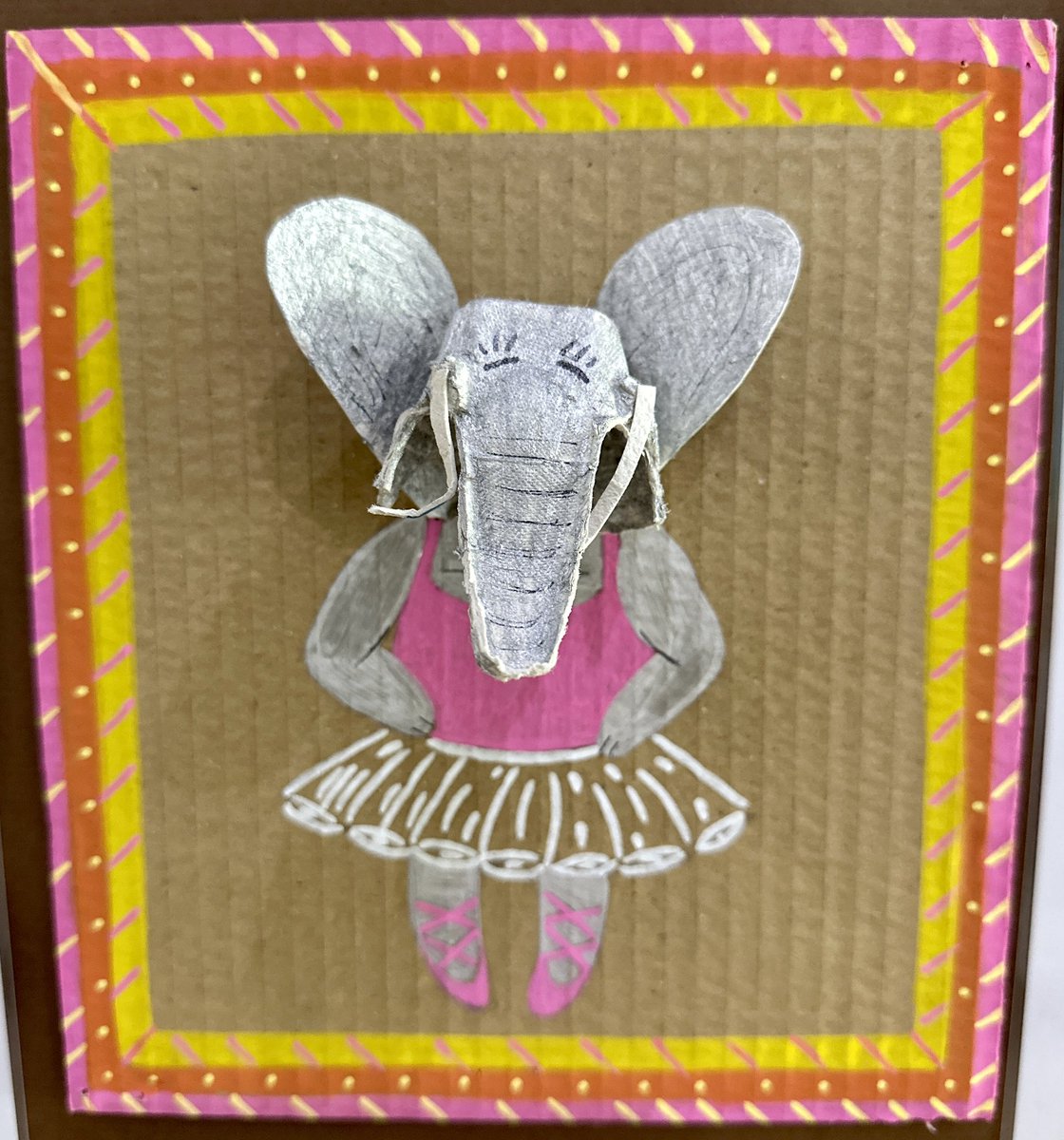 samdaunt's tweet photo. I adore this artwork our Year 4 students made - love it when you get these little surprises walking around school 😍🤩 #primaryrocks #ukedchat https://t.co/2m9FtRHgH1