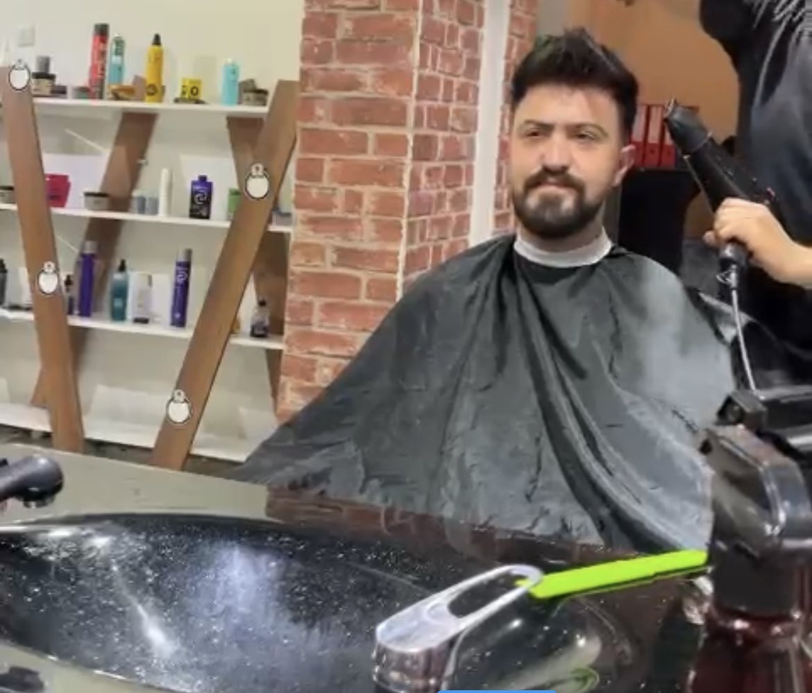 saçlarımla oynamak varken neden duygularımla oynadın