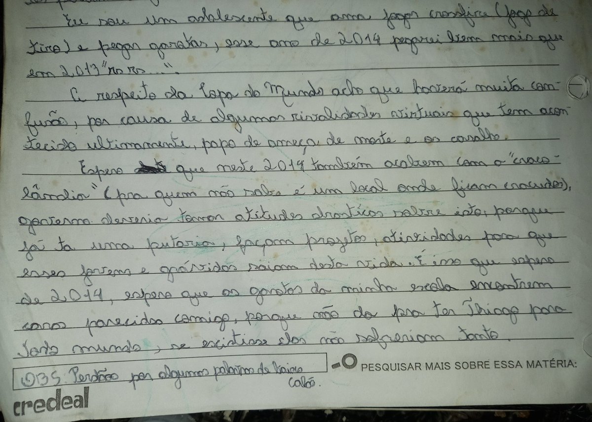 daddyzzz_'s tweet photo. Redação minha de 2014 que achei aq https://t.co/SlzlGGJr5P