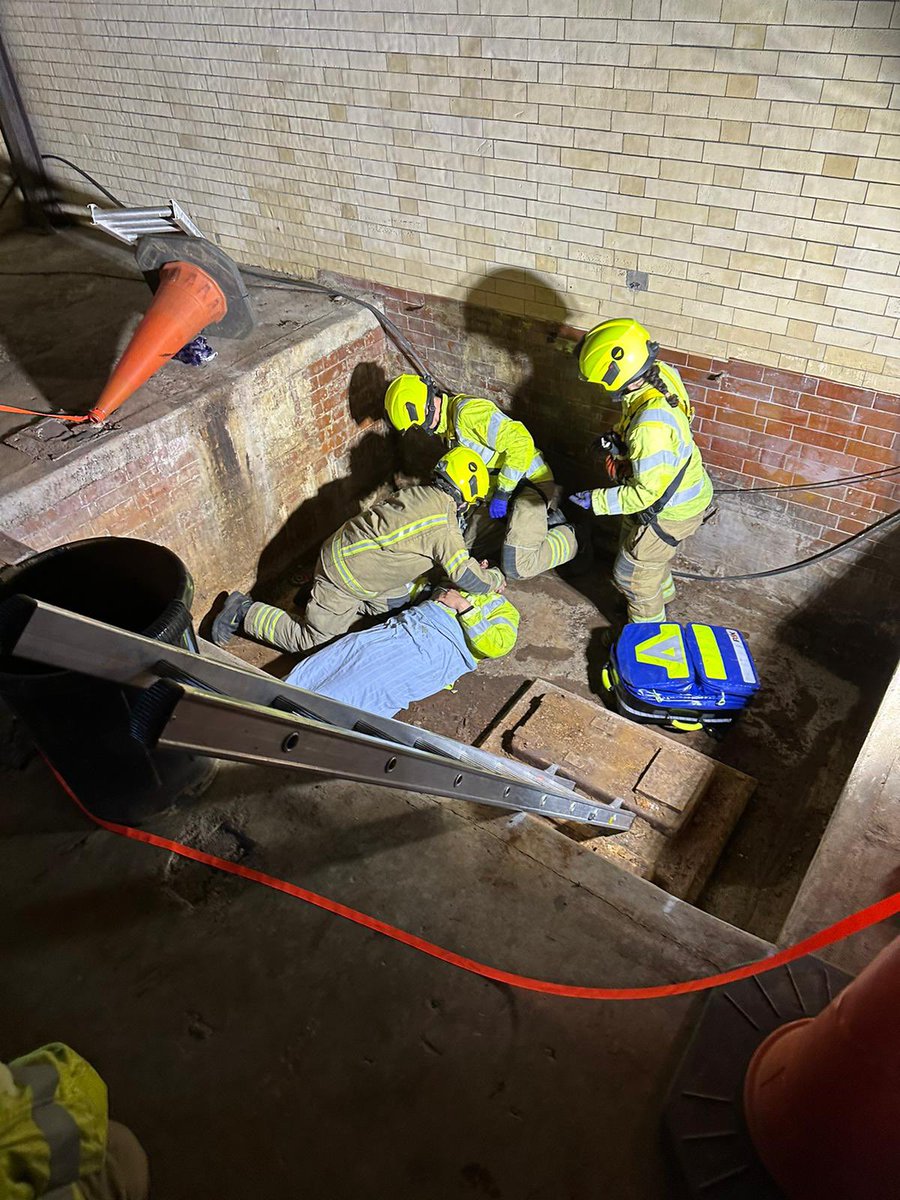 Tuesday night drill exercise <a href="/Ashlyns_School/">Ashlyns School</a> rescue a fall from height casualty. Thank you Ashlyns for the loan of the premises