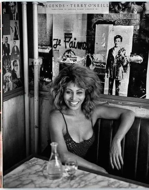 Tina Turner.....iconic goddess of rock & roll! Rest in peace Tina! 🖤🙏 #whatslovegottodowithit #riverdeepmountainhigh #privatedancer #steamywindows #icantstandtherain #letsstaytogether