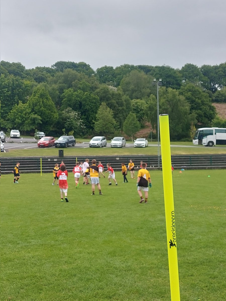 We ran a National Schools 3rd Class Football Blitz today @BanteerCS. Well done to all the boys and girls who took part 👏 @DuhallowGAA @AvondhuGAA @OfficialCorkGAA @sciathnascol @northcorkSciath Fantastic Venue thanks Denny.