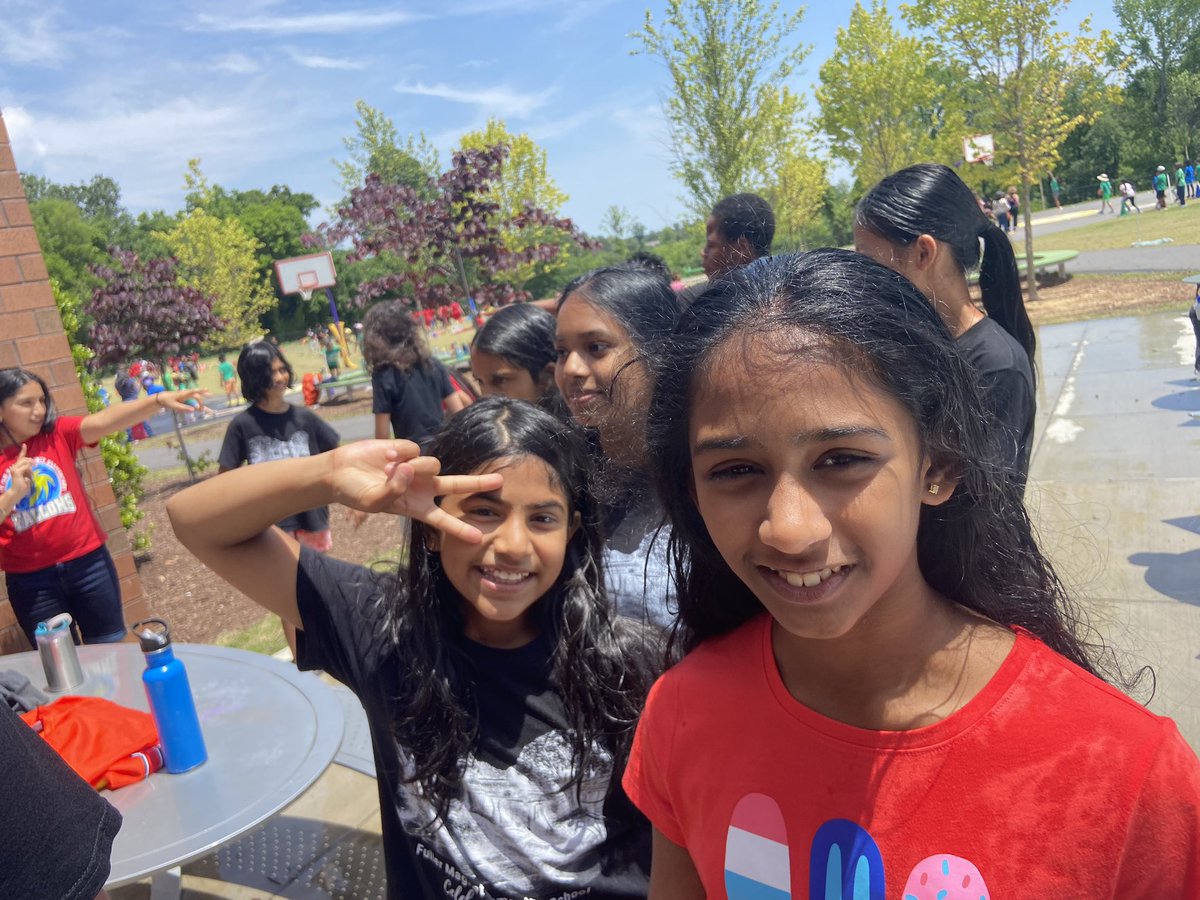 Courtney Lund Spangenberg tweet media