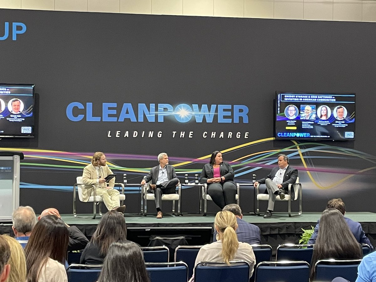 mikemunsell's tweet image. I spy Canary’s @JulianSpector live at #CLEANPOWER2023 

@CanaryMediaInc