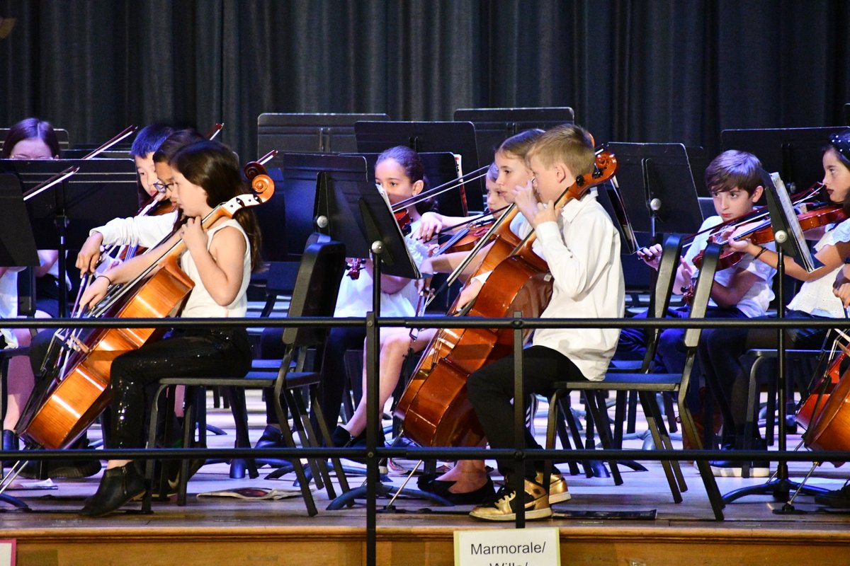GCmusic_arts's tweet photo. Bravo to @Stewart_gcufsd beginner @stewart_band &amp; orchestra students! You have only been playing together for 4 months, and in that time you have shown tremendous growth! Congratulations Mr. Psenicka and Ms. Kenyon! @GCPSSupt @GCUFSD @MrsLindseyGC https://t.co/EdLt73LivT