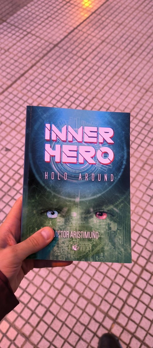 Inner__Hero's tweet photo. 🤫 https://t.co/MSIvpf2Fly