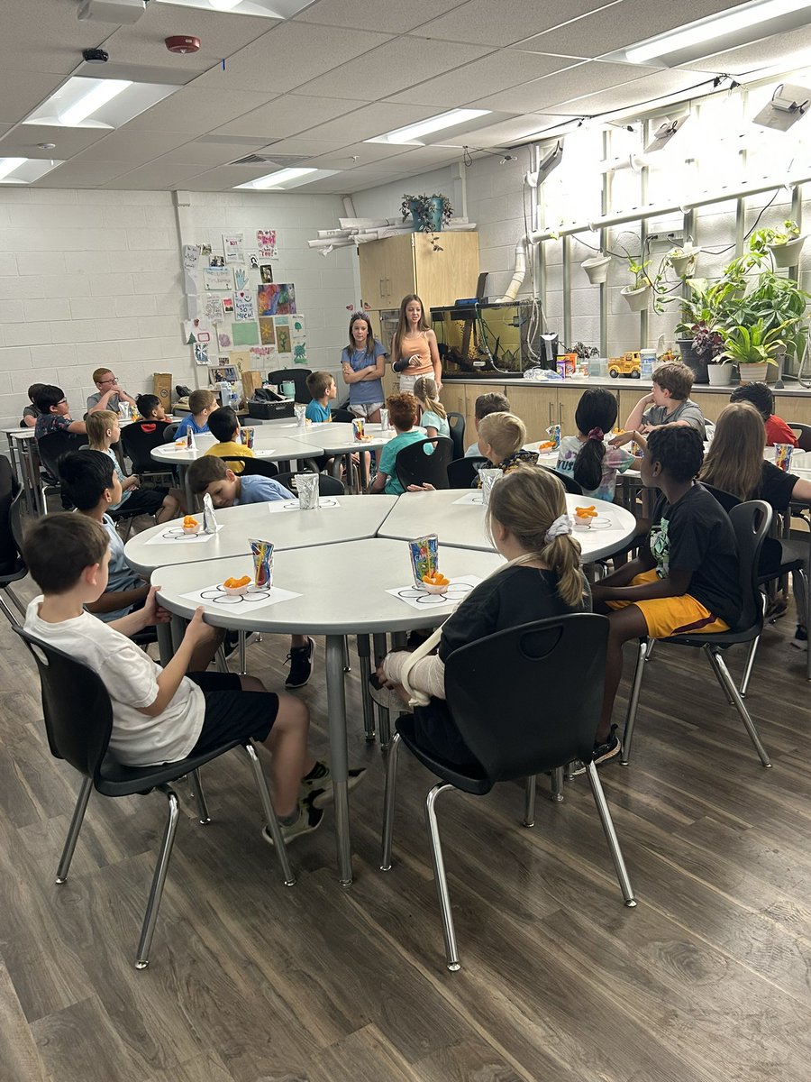 3rd grade came out to learn about plants, soil and pollinators! Thanks to Pataskala 3rd grade teachers for bringing the kiddos! Big shoutout to the middle school Ag students who shared their knowledge with the 3rd grade!