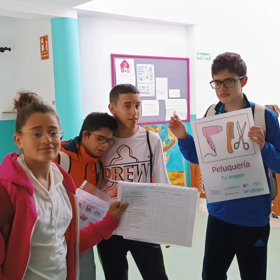 CpeeGloria's tweet photo. Colaboramos junto a @ATADITERUEL y @Endesa en el proyecto #Pictopueblo. Objetivo: hacer de #AndorraTeruel un pueblo más inclusivo. #accesibilidadcognitiva @InnovaEducAr https://t.co/asBhz6HNVp