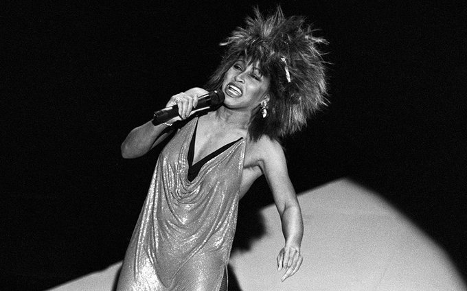 R.I.P Queen 😓 https://t.co/VoUwgUN0a8<a href="/tag/photooftheday"class="tags"><span>#photooftheday</span></a><a href="/tag/photography"class="tags"><span>#photography</span></a><a href="/tag/wednesdaythought"class="tags"><span>#wednesdaythought</span></a>