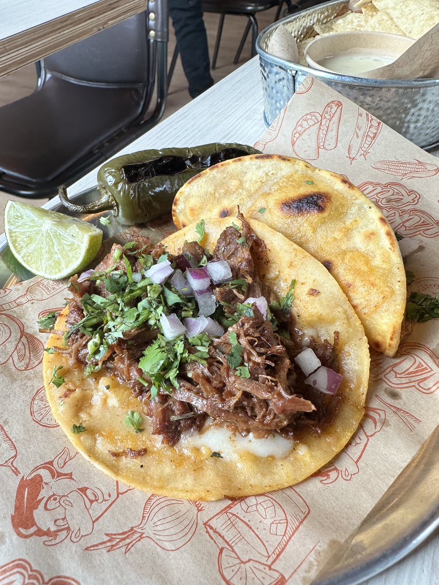 TheKipWilson's tweet photo. If a restaurant has Birria Ramen, you don't need to order consommé for your tacos. Just double dip in your soup #LifeHack #Birria https://t.co/85uO0u5tkp