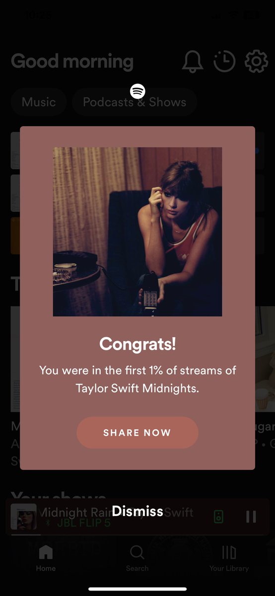 vampire_clam's tweet photo. @taylorswift13 also just wanted to leave my credentials here https://t.co/XHYqgH20ao
