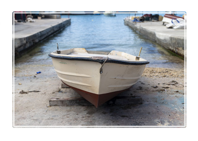 Small #rowing boats can be found in any of the #harbours and #ports around the #Mediterranean #island of #Malta give access to the more elaborately #painted #fishingindustry #boats. #localbusiness #photography #travelawesome #travelphotos For more see darrensmith.org.uk