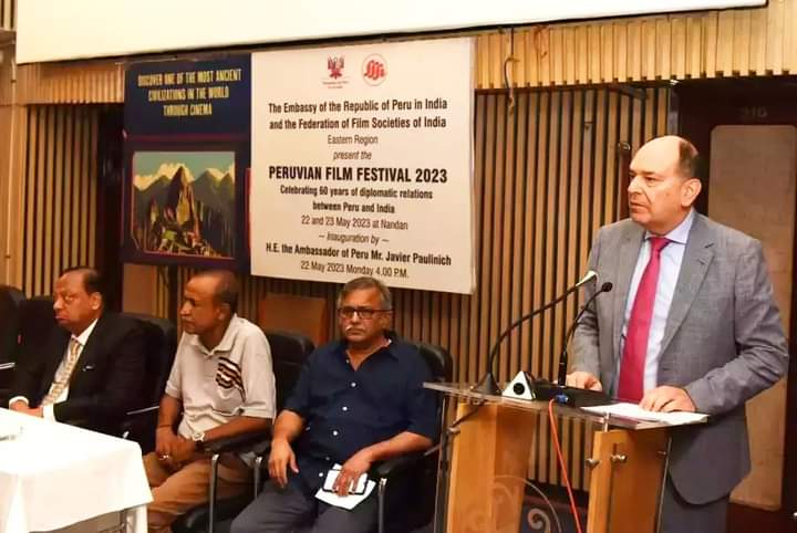 premendro's tweet photo. Opening of the Peruvian Film Festival at Nandan on 22nd May 2023 by the Ambassador of Peru in India. https://t.co/ozusj94Vj6