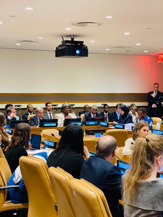sntvnews1's tweet photo. Today, in #Newyork, FM @abshirhuruse delivered keynote speech on the drought caused by five consecutive failed rainy seasons and the devastating floods in the country at High-level Pledging Event to Support the Humanitarian Response in the Horn of #Africa. https://t.co/G0FGTrK9h5