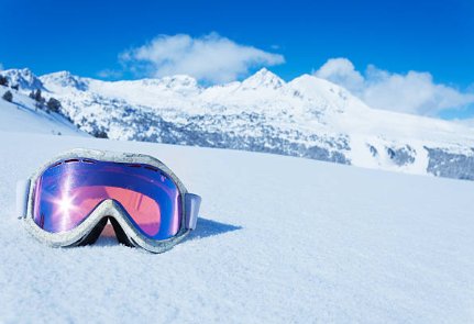 gwendol07662846's tweet photo. Breathtaking scenery. #skiing #winter #montainview https://t.co/j5YEHmkETF